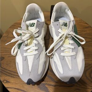 New Balance White and Gray Sneakers with Green Accents